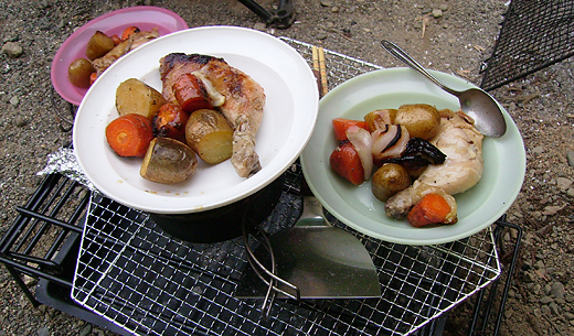 ダッチオーブンで作る鶏と野菜の煮物