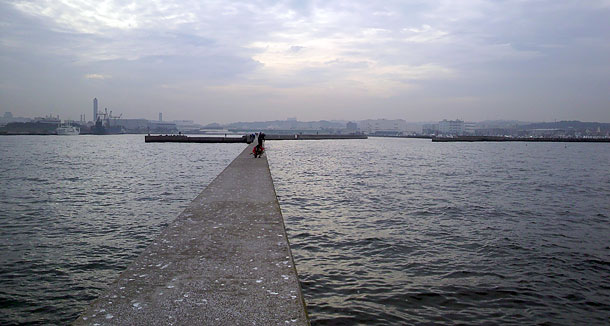 鳥浜沖堤の光景