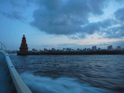 夕刻の大都会横浜の光景